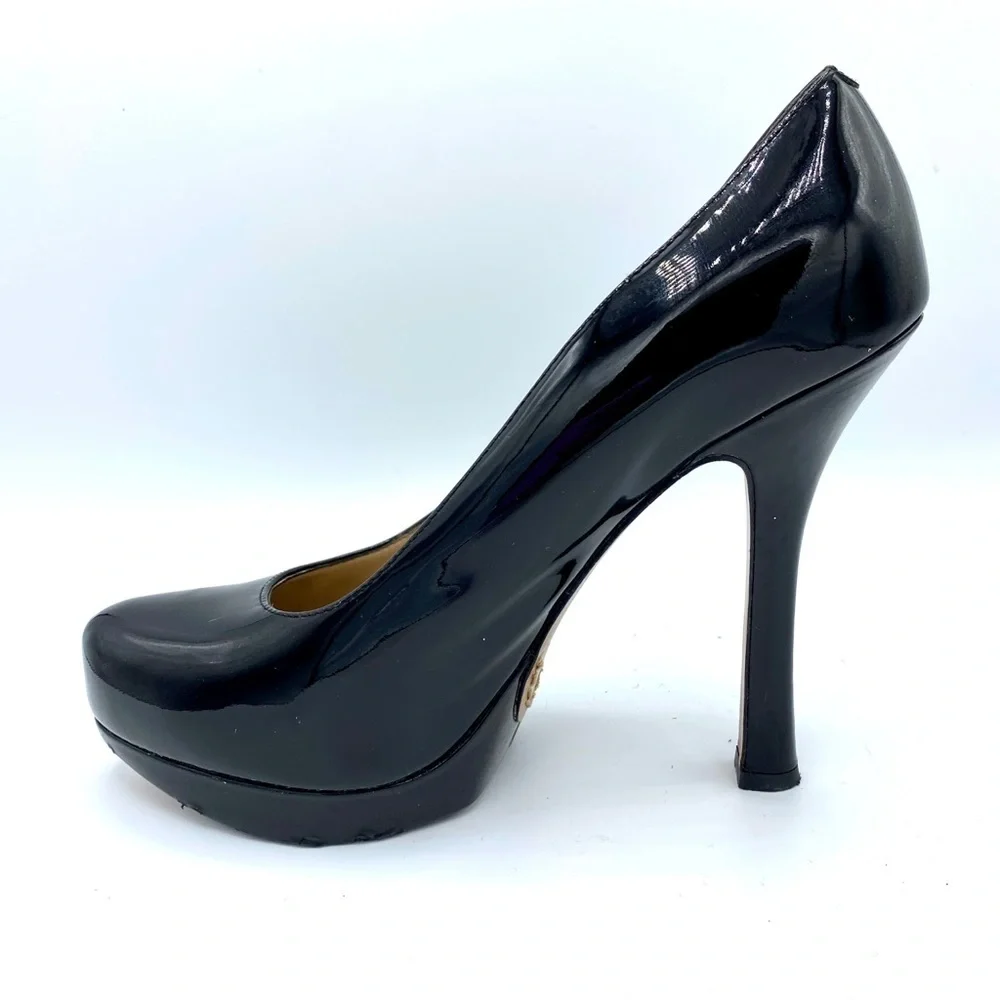 JOAN & DAVID Black Patent DaniColette Pumps